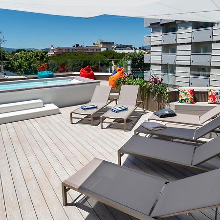 Hotel Albatros Misano Adriatico Zewnętrze zdjęcie