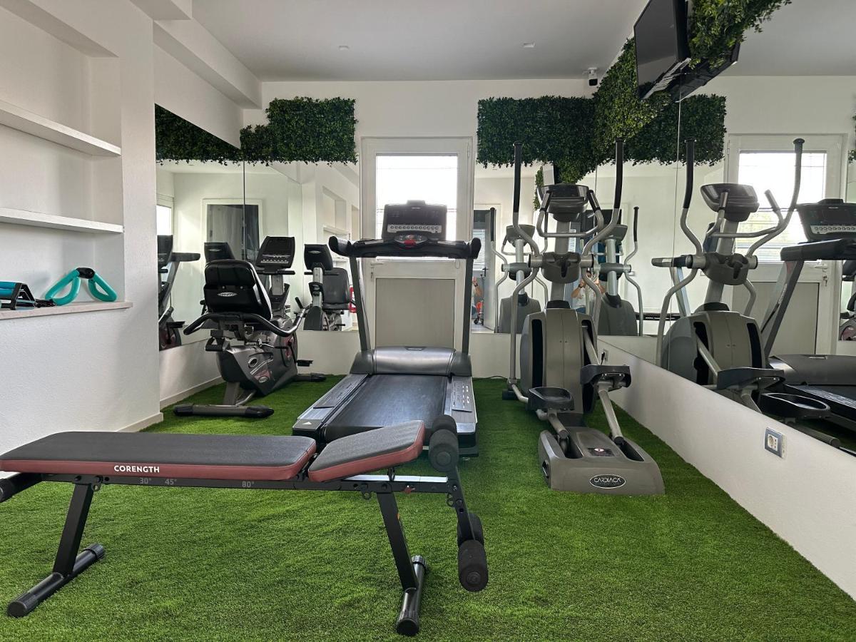 Hotel Albatros Misano Adriatico Zewnętrze zdjęcie